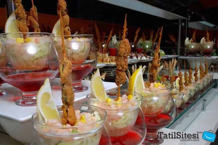 Commodore Elite Suites Spa